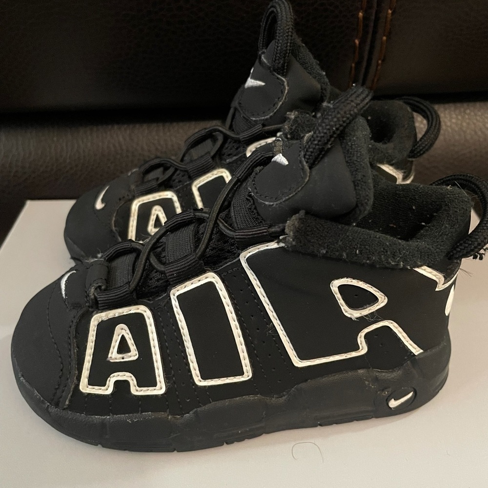 Nike uptempo